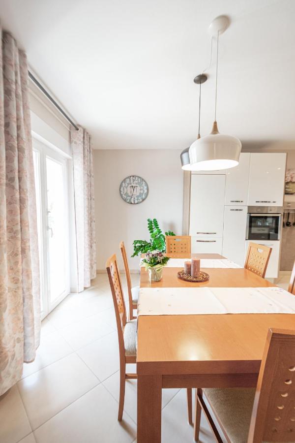 Two-Bedroom Apartment In Crikvenica Xcvii Zewnętrze zdjęcie